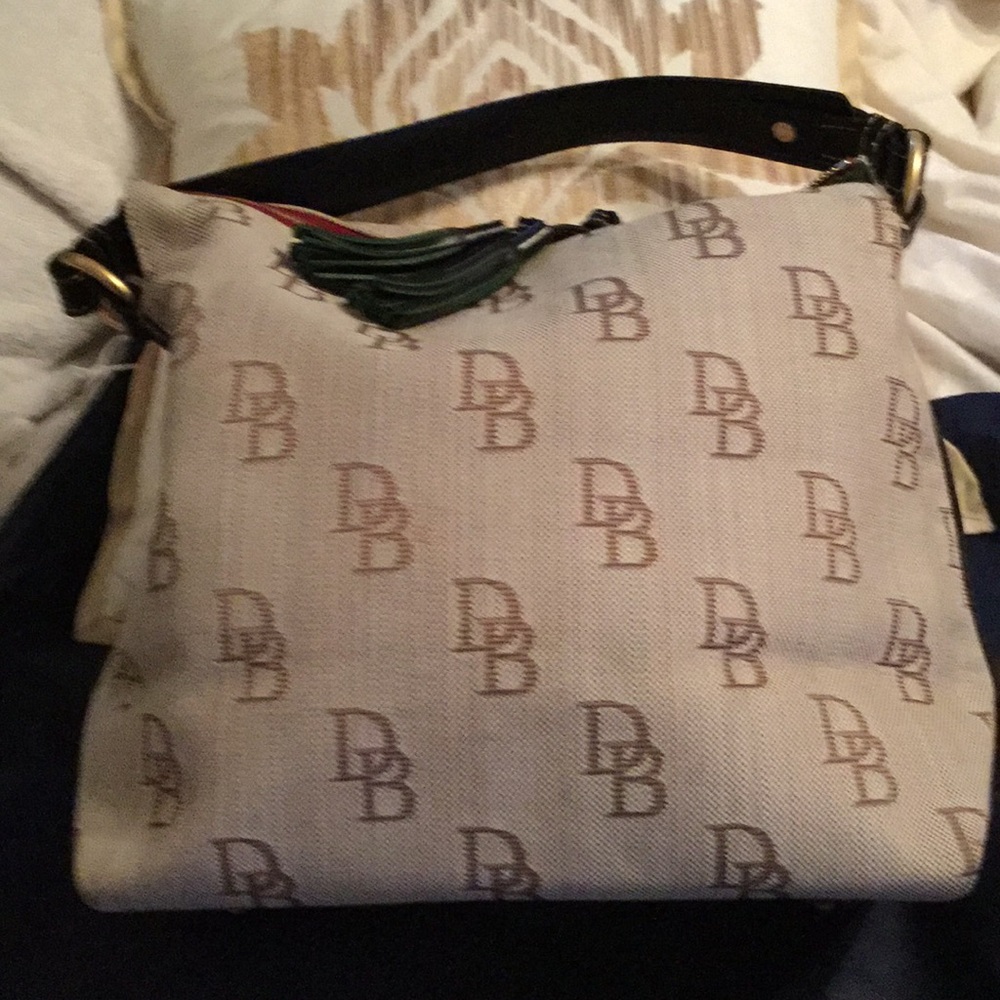 Handbag - Picture 7 of 8